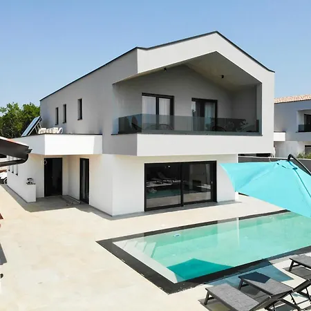 Istra Relax Sapphire *