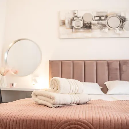 Istra Relax Sapphire Rebici