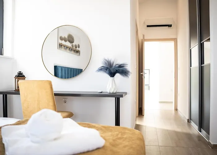 Istra Relax Sapphire Rebici