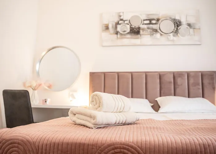 Istra Relax Sapphire Rebici